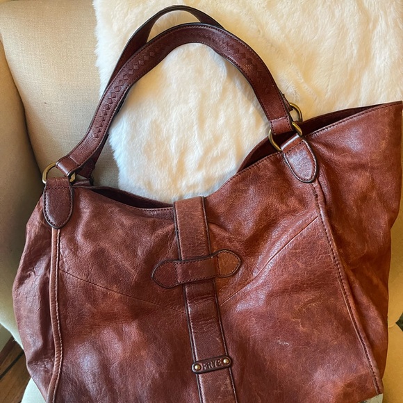 Fyre Hobo Bag - Picture 3 of 9